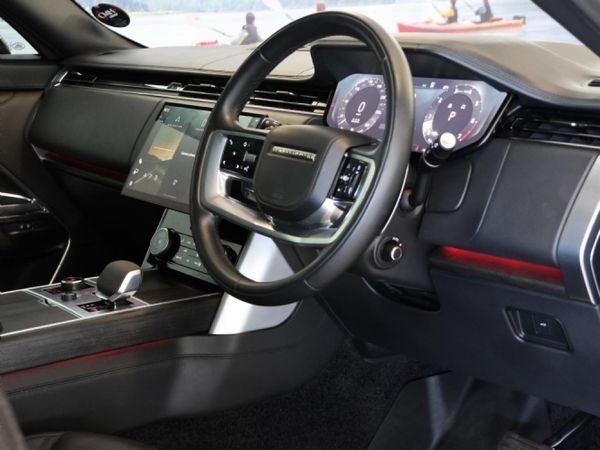 2023-Land-Rover-Range-Rover-44-First-Edition image:26