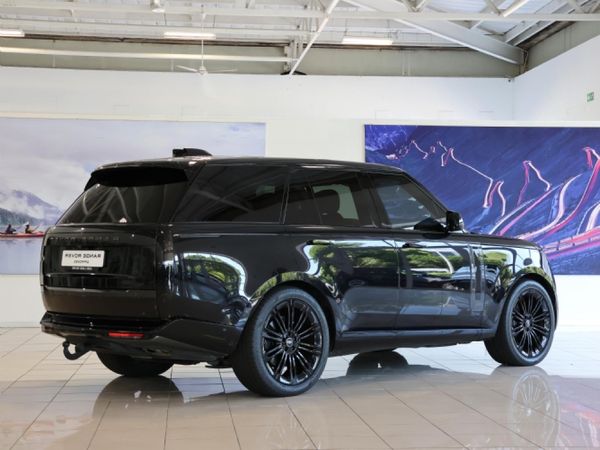 2023-Land-Rover-Range-Rover-44-First-Edition image:5