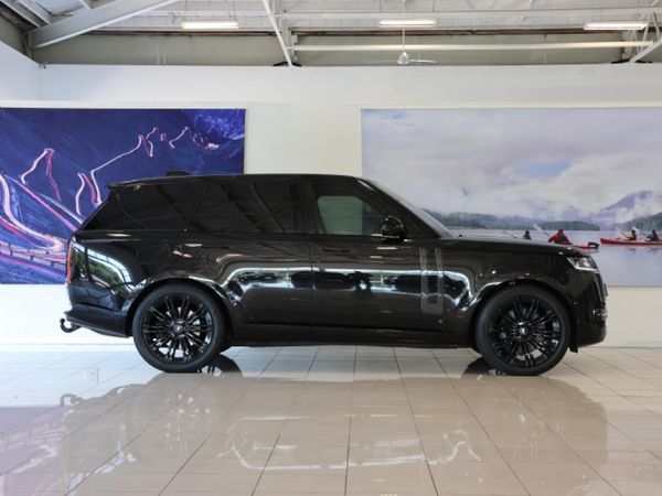 2023-Land-Rover-Range-Rover-44-First-Edition image:6