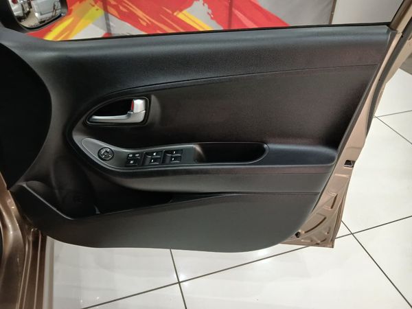 2014-Kia-Picanto-12-EX image:11