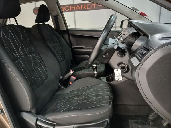 2014-Kia-Picanto-12-EX image:7