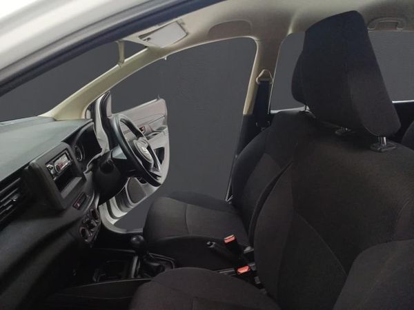 2025-Suzuki-Ertiga-15-GA image:13