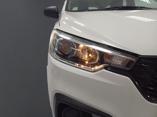 2025-Suzuki-Ertiga-15-GA image:19