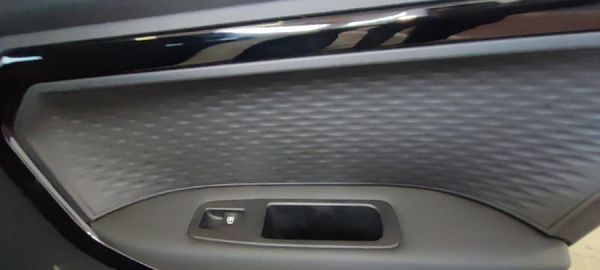 2026-Renault-Kiger-10T-Intens-Auto image:12