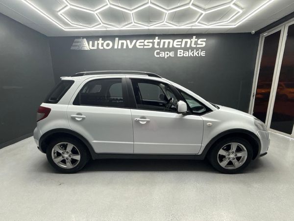 2011-Suzuki-SX4-20-AWD image:1