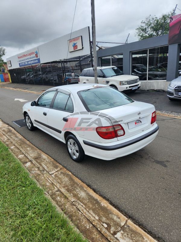 2002-Nissan-Almera-16-Luxury image:6