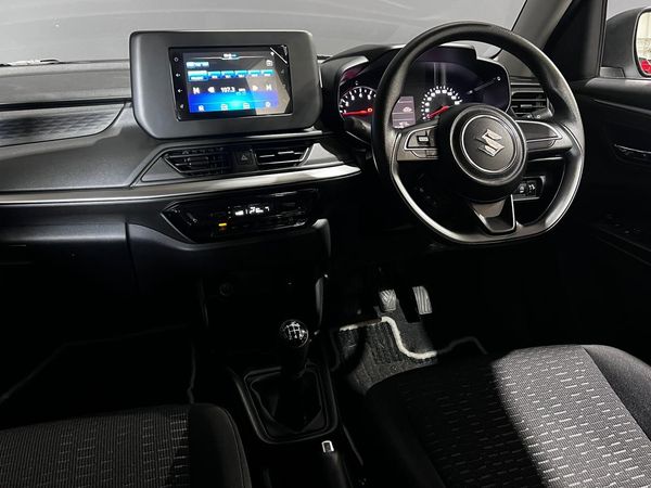 2025-Suzuki-Swift-12-GL image:9
