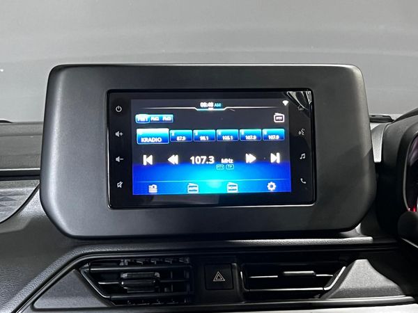 2025-Suzuki-Swift-12-GL image:12