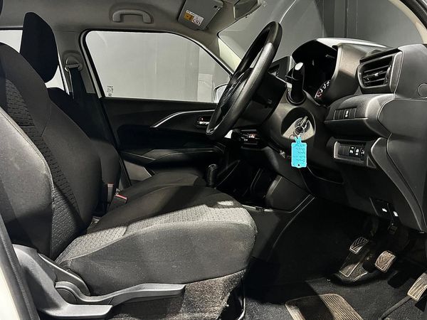 2025-Suzuki-Swift-12-GL image:14