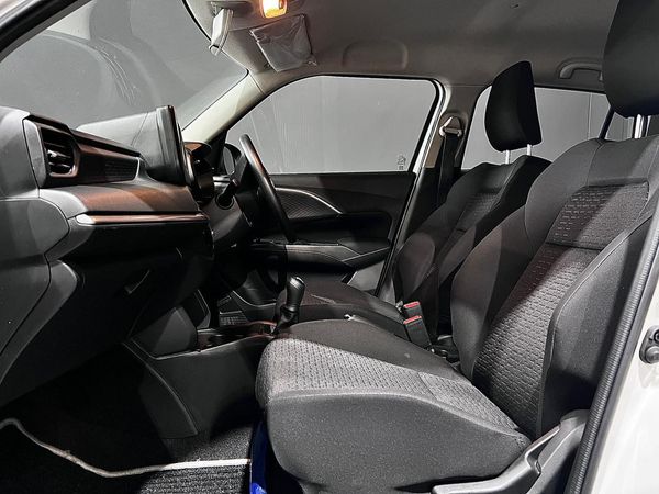 2025-Suzuki-Swift-12-GL image:18