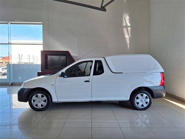 2022-Nissan-NP200-16-AC-Safety-Pack image:3