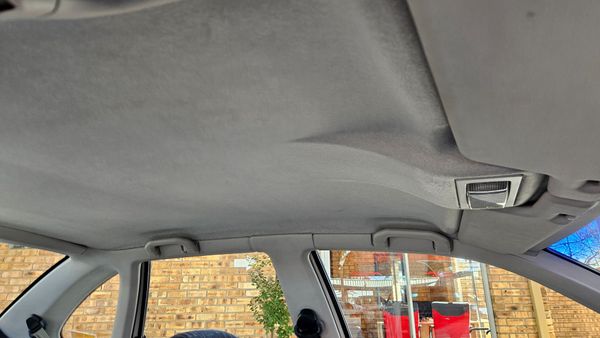2000-Volkswagen-Polo-Classic-14 image:29