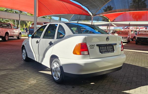 2000-Volkswagen-Polo-Classic-14 image:5