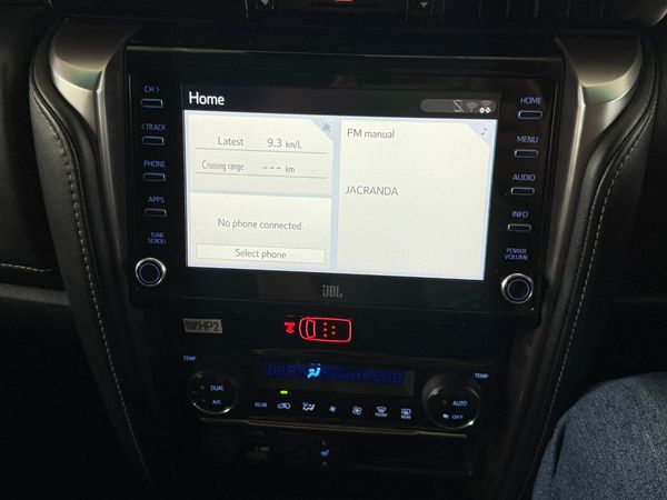 2022-Toyota-Fortuner-28-GD-6-VX-Auto image:13