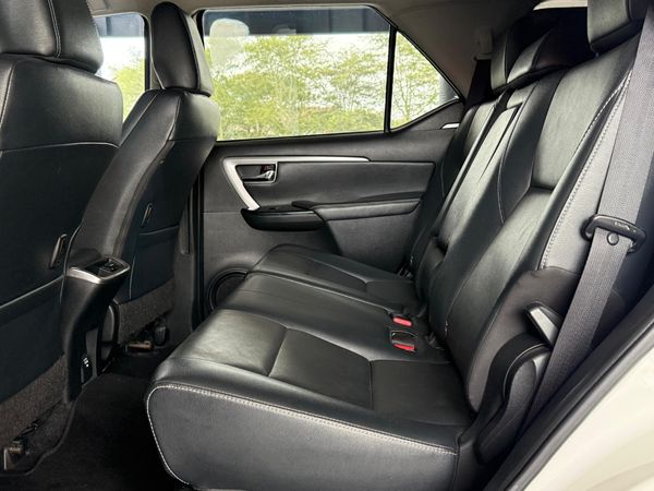 2022-Toyota-Fortuner-28-GD-6-VX-Auto image:16