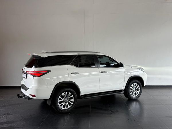 2022-Toyota-Fortuner-28-GD-6-VX-Auto image:5