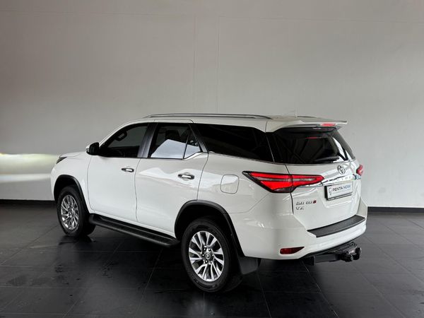 2022-Toyota-Fortuner-28-GD-6-VX-Auto image:8