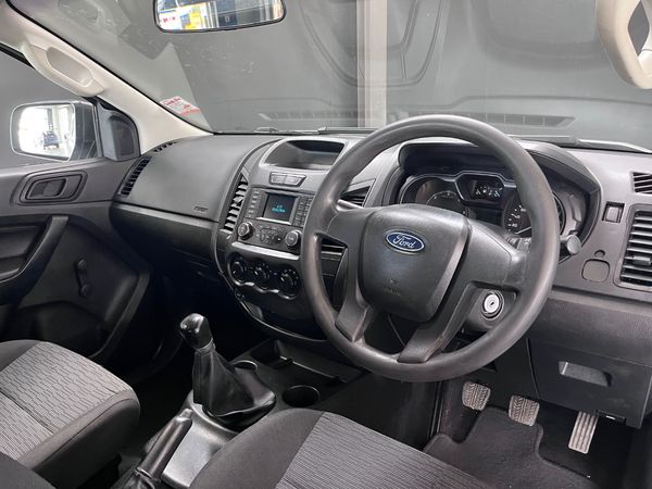 2022-Ford-Ranger-22-TDCi-SuperCab image:3