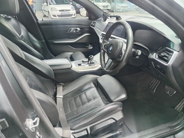 2019-BMW-3-Series-320i-Sport-Line-Launch-Edition image:4