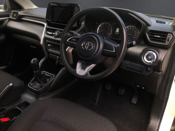 2025-Toyota-Urban-Cruiser-15-XS image:8