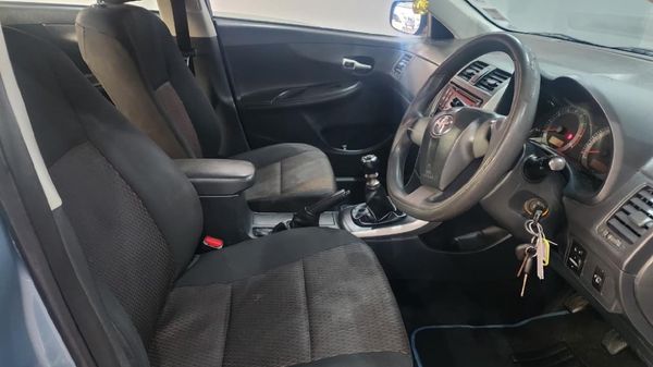2017-Toyota-Corolla-Quest-16 image:6