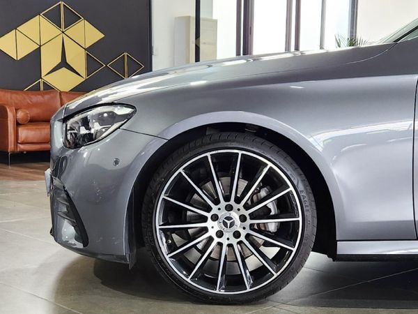 2021-Mercedes-Benz-E-Class-E-200-AMG image:6