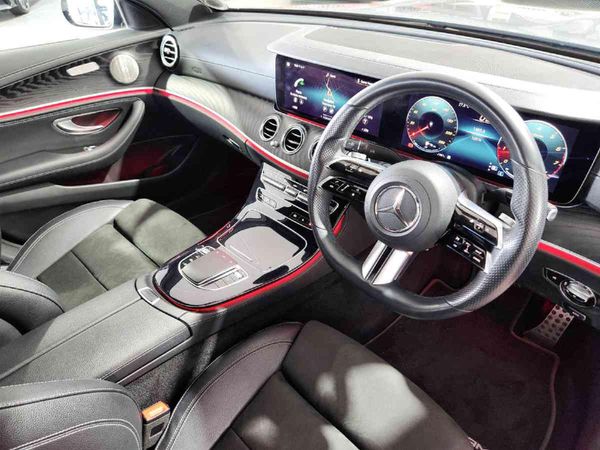 2021-Mercedes-Benz-E-Class-E-200-AMG image:7