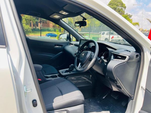 2026-Toyota-Corolla-Cross-18-XI image:6