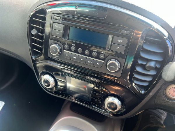 2013-Nissan-Juke-15dCi-Acenta image:10