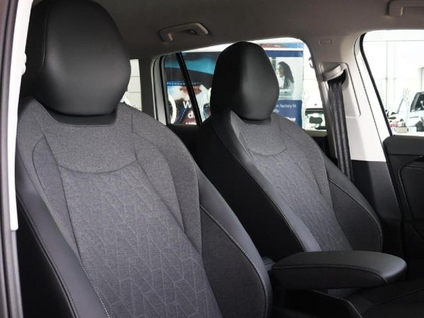 2026-Volkswagen-Tiguan-14TSI-Life image:22