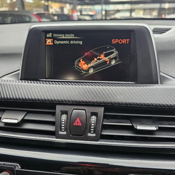 2016-BMW-X1-sDrive20i-xLine-Auto image:15