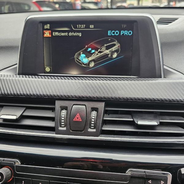 2016-BMW-X1-sDrive20i-xLine-Auto image:16