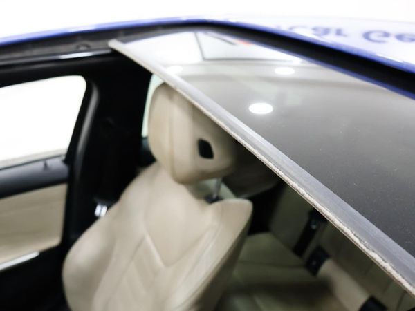 2019-BMW-3-Series-330i-M-Sport-Launch-Edition image:11