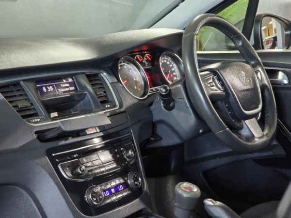2013-Peugeot-508-16-THP-Active image:10
