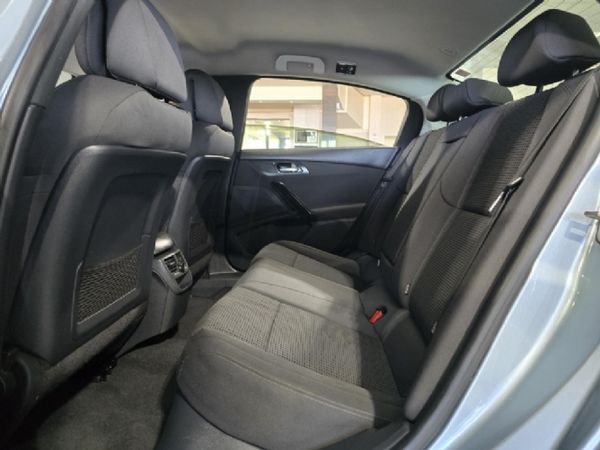 2013-Peugeot-508-16-THP-Active image:13