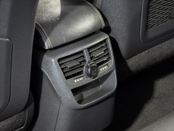 2013-Peugeot-508-16-THP-Active image:15