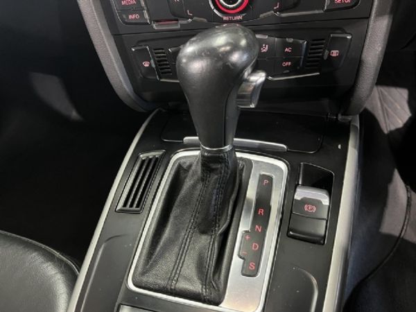 2009-Audi-A4-Avant-18-T-Ambition-Auto image:14