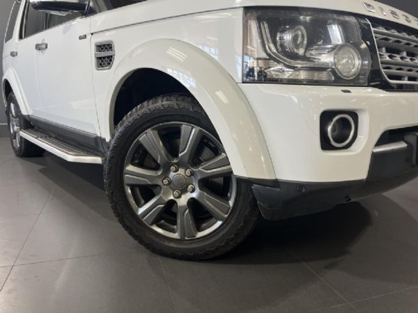 2014-Land-Rover-Discovery-4-30-TD-SD-V6-SE image:5