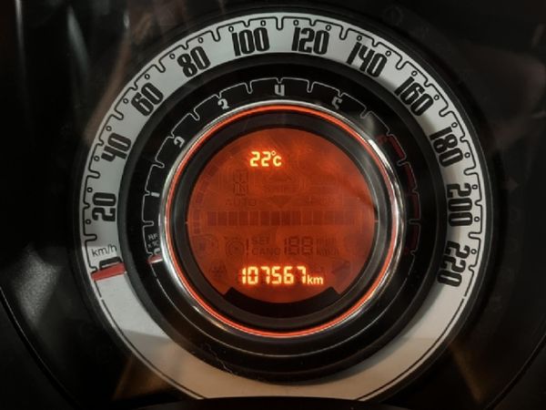 2018-Fiat-500-900T-Twinair-Lounge image:16