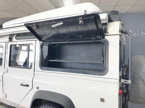 2009-Land-Rover-Defender-110-Puma-Station-Wagon image:16