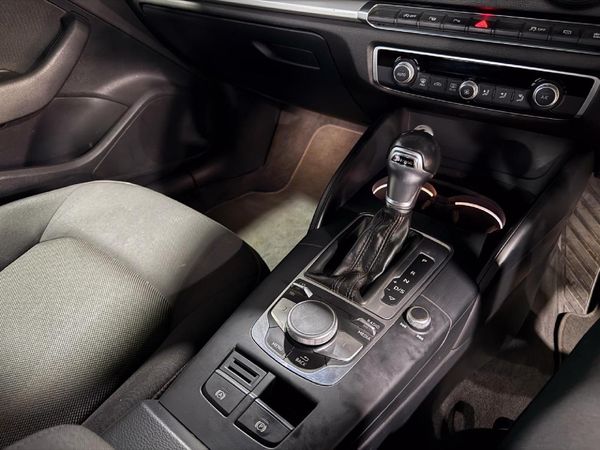 2020-Audi-A3-Sedan-10-TFSI-Auto-30-TFSI image:19