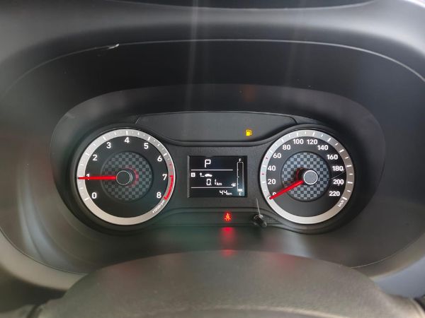 2026-Hyundai-Grand-i10-12-Motion-Auto image:15