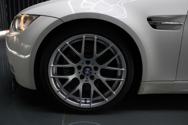 2014-BMW-M3-Coupe-M-Dynamic-Auto image:19
