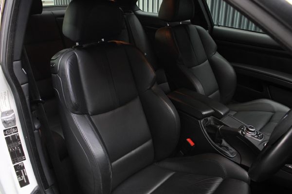 2014-BMW-M3-Coupe-M-Dynamic-Auto image:7