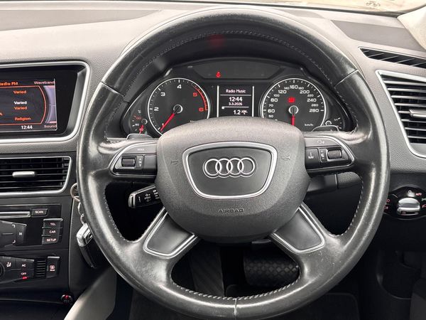 2013-Audi-Q5-20-TDI-quattro-S-Auto image:25