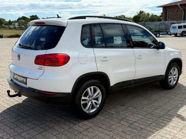 2013-Volkswagen-Tiguan-20-TDI-Bluemotion-Trend-Fun image:1