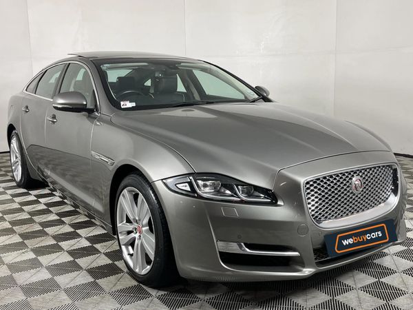 2017-Jaguar-XJ-30-D-Luxury image:15