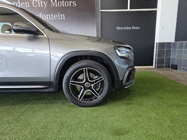 2024-Mercedes-Benz-GLB-220d-4Matic-Progressive image:13