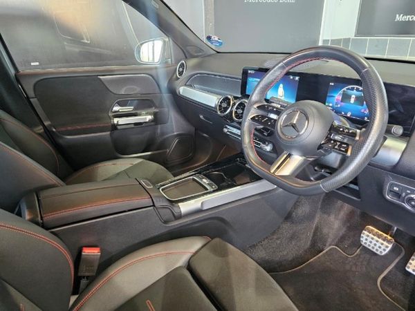 2024-Mercedes-Benz-GLB-220d-4Matic-Progressive image:7