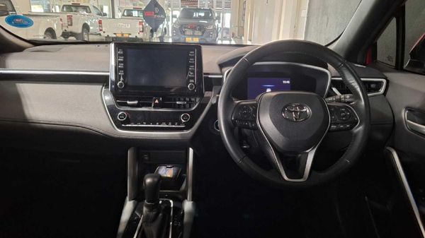 2024-Toyota-Corolla-Cross-18-XR image:13